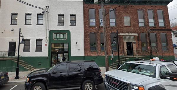 Fachada Restaurante Salchimonster UNION CITY